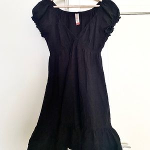 Black ruffled puff sleeve mini dress